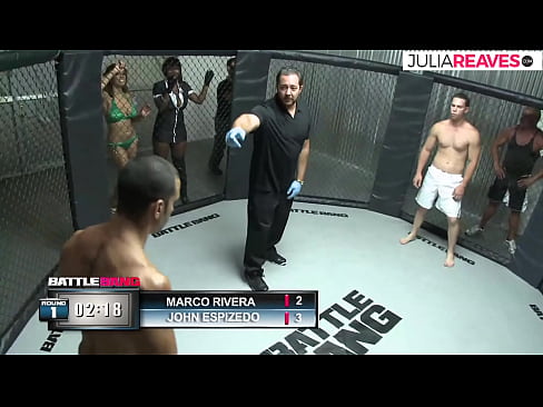 ❤️ Ultimate Fighter akimtosa msichana nambari baada ya pigano ulingoni Video ya kutatanisha ❌️❤