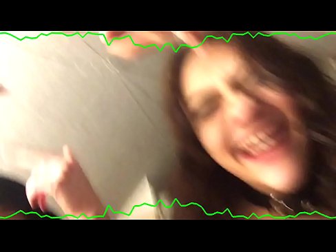 ❤️ Suruali mbili za kihemko za brunette mbili hukaa wanaharamu wa ajabu Video ya kutatanisha ❌️❤