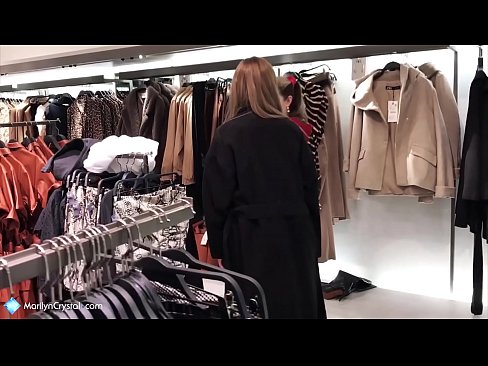 ❤️ Wasagaji hupiga punyeto na kulamba pussy store - gin gerson crystal marilyn Video ya kutatanisha  ❌️❤
