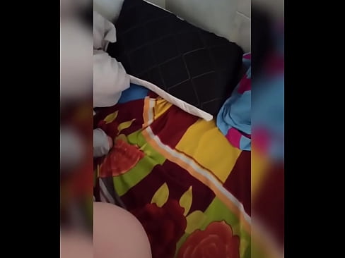 ❤️ Mwenzangu anakaa peke yake nyumbani kwa sababu mume wake anaenda likizo na mimi huchukua nafasi hiyo kumlamba na kumjaza maziwa. Video ya kutatanisha ❌️❤
